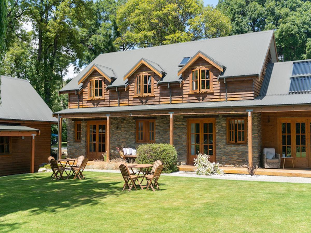 Wanaka Homestead Lodge & Cottages Extérieur photo